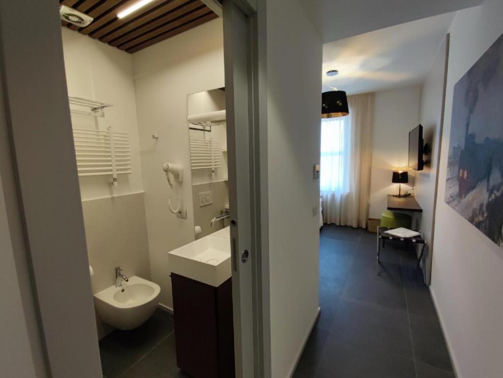 Enjoy Garden - Flavio Baracchini 9 - Rooms Milan Bagian luar foto