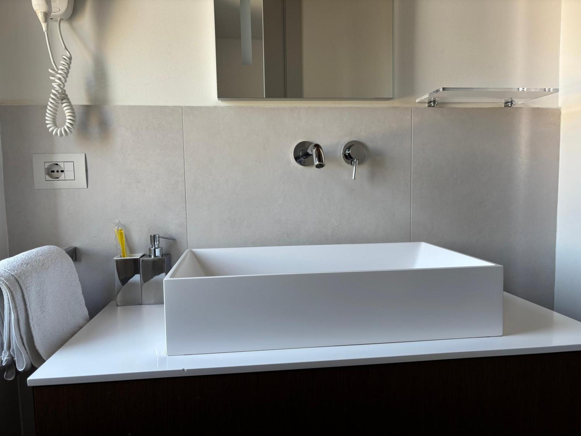 Enjoy Garden - Flavio Baracchini 9 - Rooms Milan Bagian luar foto