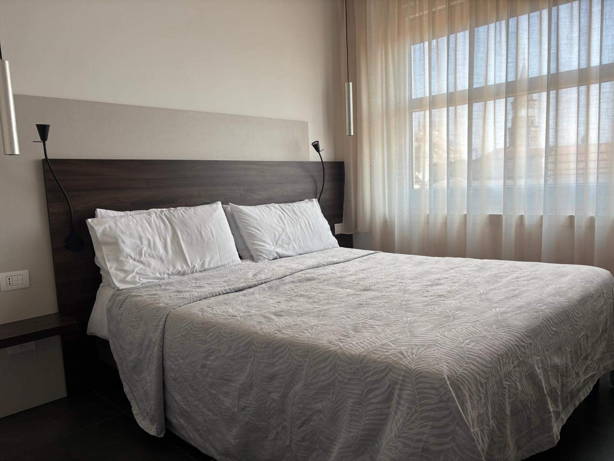 Enjoy Garden - Flavio Baracchini 9 - Rooms Milan Bagian luar foto